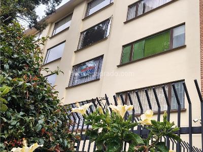 Apartamento de 3 alcobas en venta en Alhambra, Bogotá, 110 m² · foto 2 de 20