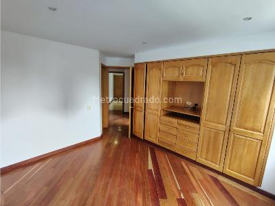 Apartamento de 3 alcobas en venta en Chico, Bogotá, 93 m² · foto 8 de 20