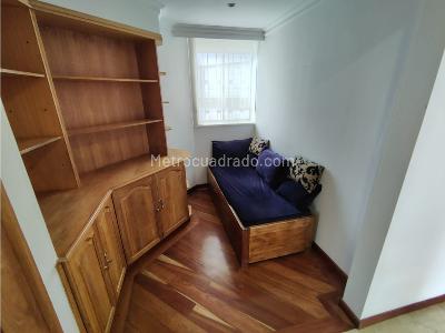 Apartamento de 3 alcobas en venta en Chico, Bogotá, 93 m² · foto 9 de 20