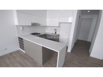 Apartamento de 2 alcobas en venta en Cedritos, Bogotá, 82 m² · foto 3 de 20