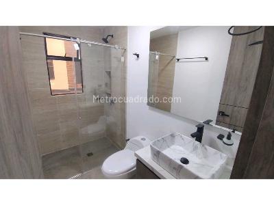 Casa de 4 alcobas en venta en Canelon Colegio Cambridge, Cajicá, 200 m² · foto 18 de 20
