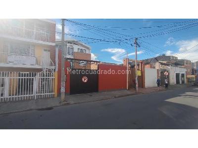 Casa de 4 alcobas en venta en Centro, Chía, 275 m² · foto 2 de 20