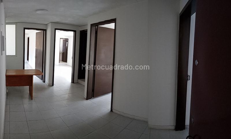 Oficina en Arriendo, EL LAGO, Bogotá D.C. - Vista 2