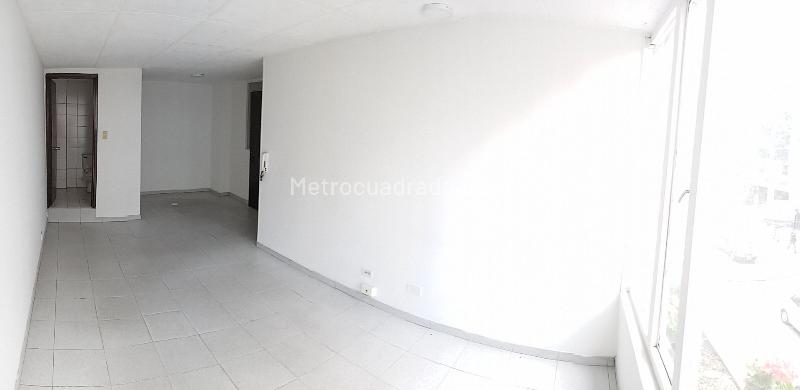 Oficina en Arriendo, EL LAGO, Bogotá D.C. - Vista 4