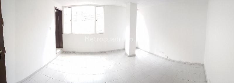 Oficina en Arriendo, EL LAGO, Bogotá D.C. - Más