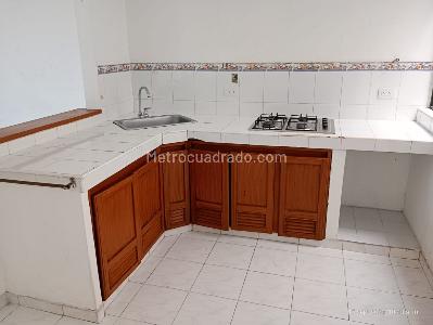 Casa de 3 alcobas en venta en Cr Santa Lucia, Villavicencio, 117 m² · foto 3 de 9