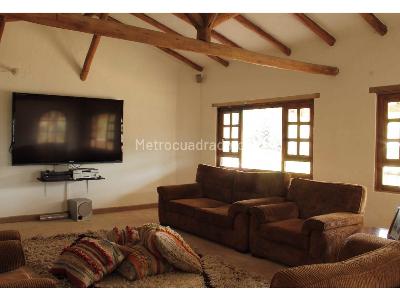 Casa de 5 alcobas en venta en Yerbabuena, Chía · foto 2 de 20