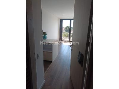 Apartaestudio en venta en Cedritos, Bogotá, 54 m² · foto 2 de 20