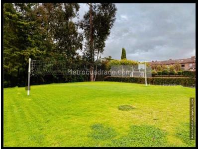 Casa de 3 alcobas en venta en Tejar Del Rio, Chía, 160 m² · foto 2 de 16
