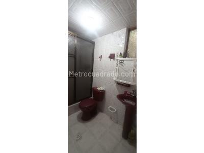 Casa de 5 alcobas en venta en Ciudad Usme, Bogotá, 328 m² · foto 3 de 10