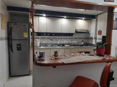 Casa de 5 alcobas en venta en Ciudad Usme, Bogotá, 328 m² · foto 9 de 10