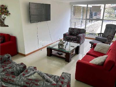 Apartamento de 4 alcobas en venta en Bella Suiza, Bogotá, 280 m² · foto 17 de 20