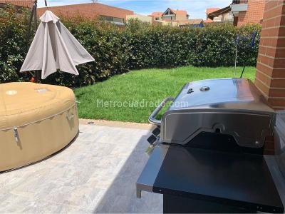 Casa de 4 alcobas en venta en Oikos Cajica, Cajicá, 227 m² · foto 6 de 10