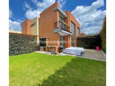 Casa de 4 alcobas en venta en Oikos Cajica, Cajicá, 227 m² · foto 9 de 10