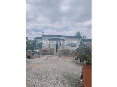 Casa de 3 alcobas en venta en Vereda Fusca, Chía · foto 10 de 18