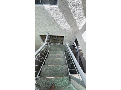 Casa de 5 alcobas en venta en La Consolacion, Bogotá, 400 m² · foto 7 de 15