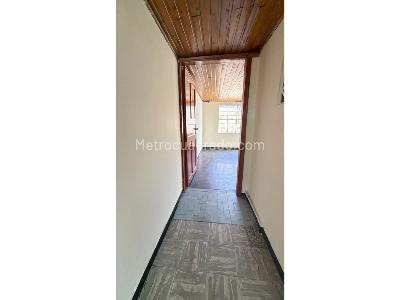 Casa de 5 alcobas en venta en La Consolacion, Bogotá, 400 m² · foto 11 de 15