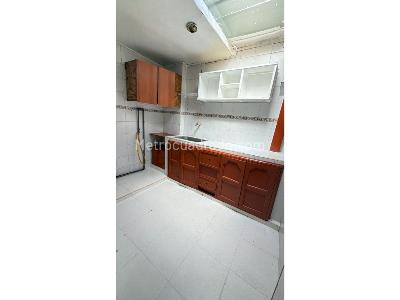Casa de 5 alcobas en venta en La Consolacion, Bogotá, 400 m² · foto 12 de 15