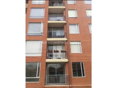 Apartamento de 3 alcobas en venta en Gran Granada, Bogotá, 81 m² · foto 5 de 11