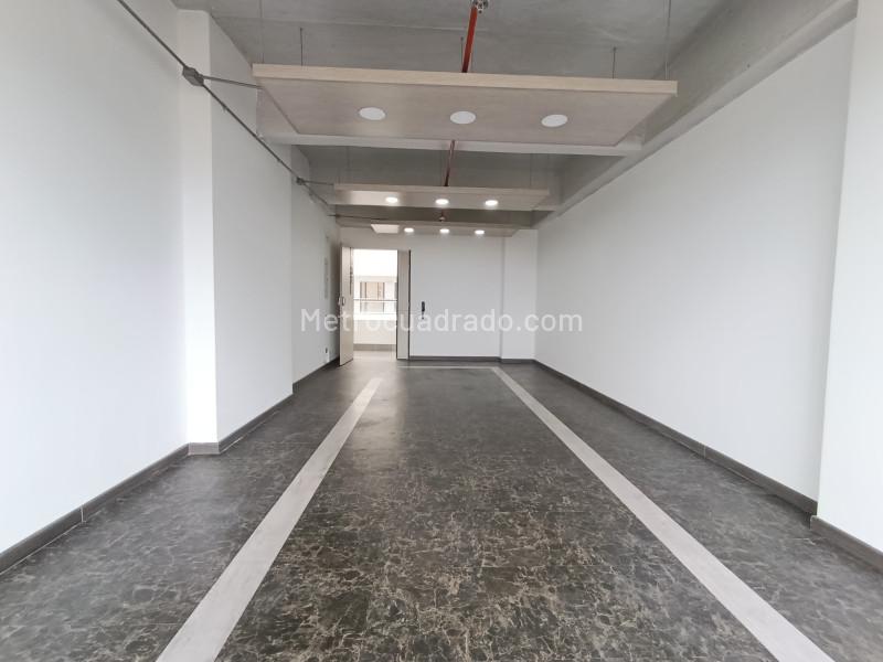 Oficina en Arriendo, Centro Empresarial Nou Cajica, Cajicá - Więcej