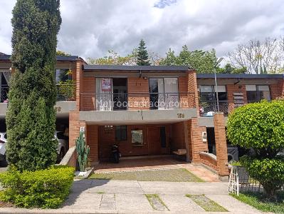 House for rent in Loma De Las Brujas, Envigado
