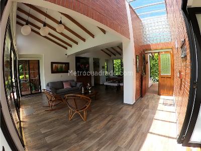 Casa de 4 alcobas en venta en San Peregrino, Manizales, 300 m² · foto 3 de 20