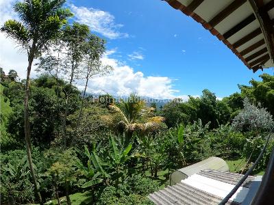 Casa de 4 alcobas en venta en San Peregrino, Manizales, 300 m² · foto 8 de 20