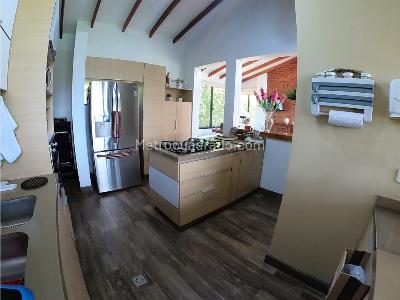 Casa de 4 alcobas en venta en San Peregrino, Manizales, 300 m² · foto 18 de 20