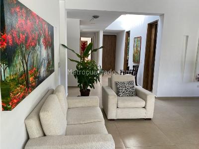 Casa de 4 alcobas en venta en Kilometro 36 Via Manizales Medellin, Manizales, 1330 m² · foto 6 de 19