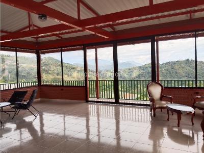 Casa de 4 alcobas en venta en Vereda Manzanares, Manizales, 391 m² · foto 11 de 20