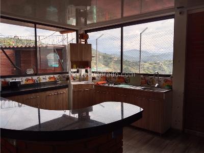 Casa de 4 alcobas en venta en Vereda Manzanares, Manizales, 391 m² · foto 8 de 20