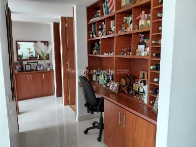 Apartamento en venta en Avenida Santander, Manizales · foto 3 de 13