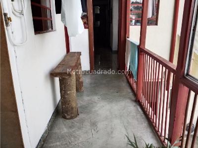 Casa de 5 alcobas en venta en Fundadores, Manizales, 165 m² · foto 18 de 20