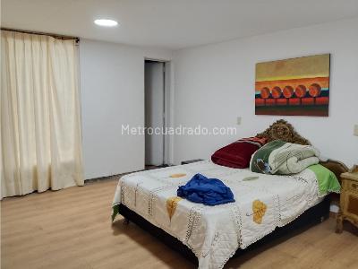 Casa de 4 alcobas en venta en Guayacanes, Manizales, 364 m² · foto 18 de 20
