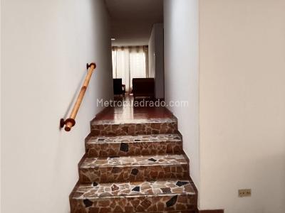 Casa de 4 alcobas en venta en Guayacanes, Manizales, 364 m² · foto 8 de 20