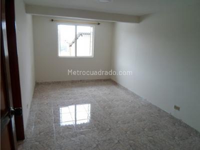 Casa de 3 alcobas en arriendo en La Carola, Manizales, 90 m² · foto 9 de 13