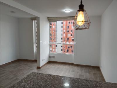 Apartaestudio en arriendo en El Vergel, Bogotá, 40 m² · foto 3 de 17