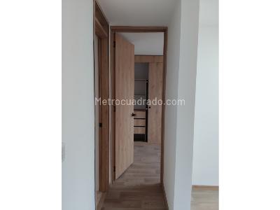 Apartaestudio en arriendo en El Vergel, Bogotá, 40 m² · foto 8 de 17