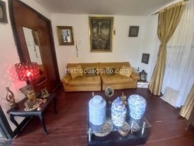 Casa de 5 alcobas en venta en Teusaquillo, Bogotá, 392 m² · foto 12 de 19