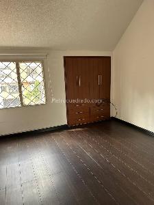 Casa de 3 alcobas en venta en Recreo De Los Frailes (Antes Batan, Bogotá, 215 m² · foto 4 de 20