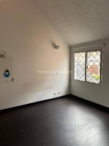 Casa de 3 alcobas en venta en Recreo De Los Frailes (Antes Batan, Bogotá, 215 m² · foto 17 de 20