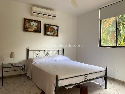 Casa de 4 alcobas en venta en Club El Peñon, Girardot, 900 m² · foto 11 de 20