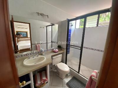 Casa de 4 alcobas en venta en Club El Peñon, Girardot, 900 m² · foto 19 de 20