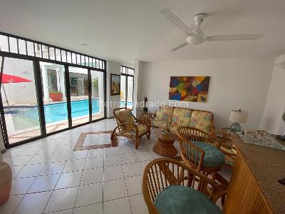 Casa de 4 alcobas en venta en Club El Peñon, Girardot, 900 m² · foto 5 de 20