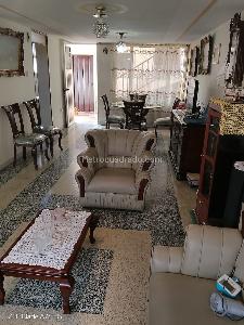 Casa de 5 alcobas en venta en Normandia, Bogotá, 316 m² · foto 2 de 20
