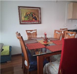Casa de 3 alcobas en venta en Ciudad Hayuelos, Bogotá, 110 m² · foto 4 de 17