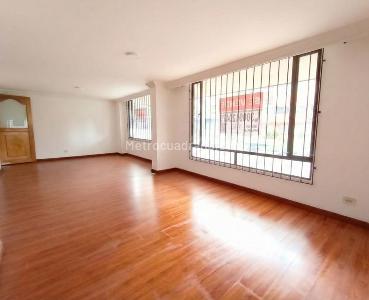 Apartamento en venta en La Carolina, Bogotá · foto 10 de 11