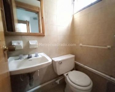 Apartamento en venta en La Carolina, Bogotá · foto 6 de 11