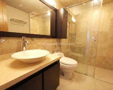 Apartamento en venta en La Carolina, Bogotá · foto 2 de 11