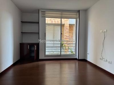 Casa de 3 alcobas en venta en Pinares De Chia Puesta Del Sol, Chía, 176 m² · foto 10 de 20